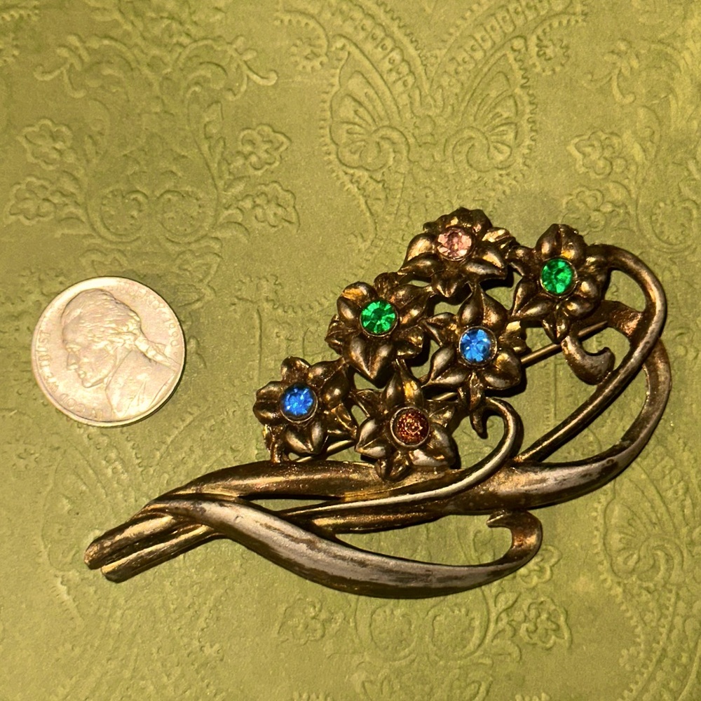 Vintage Flower Brooch